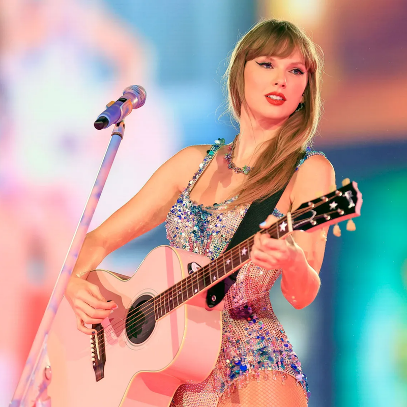 NFC CD FRIDGE MAGNET TAYLOR SWIFT EDITION